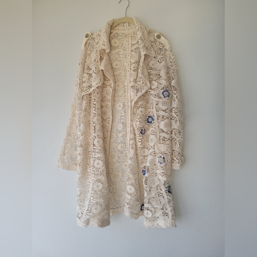 CHICOS lace crochet jacket blue floral 1